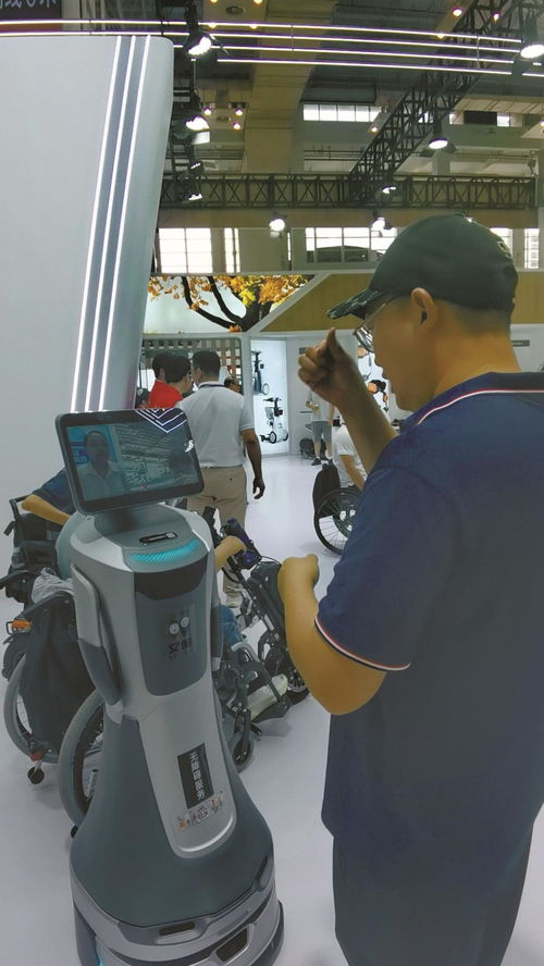 科技助殘 智博會(huì)上的科技溫度與科教設(shè)備